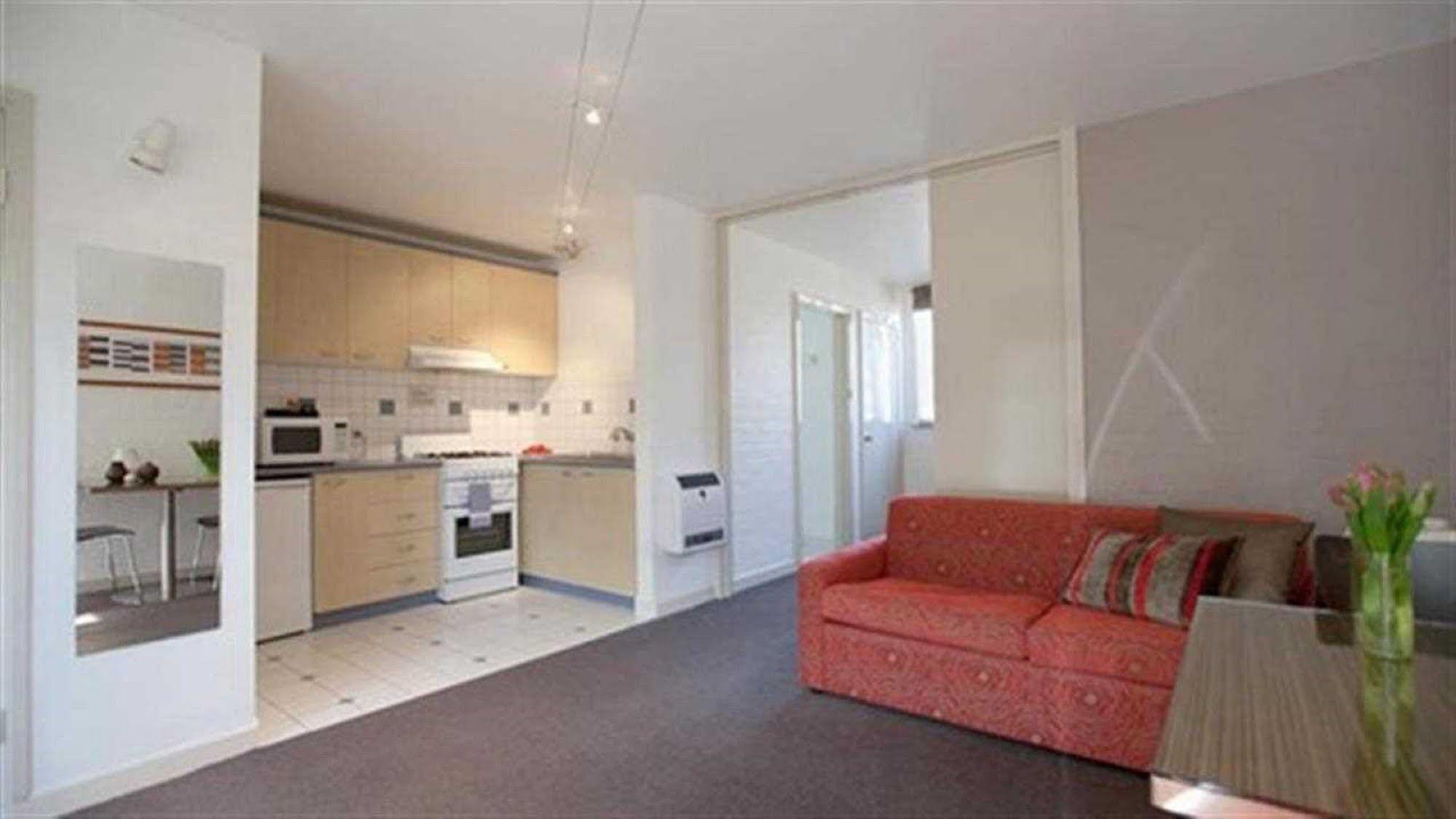 Soya On Davis Apartment Hotel Melbourne Exterior photo